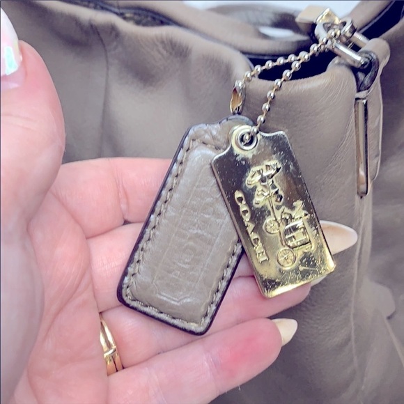 MADISON LEATHER SMALL PHOEBE SHOULDER BAG - Picture 7 of 11